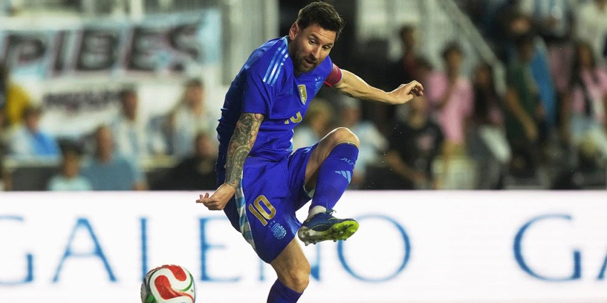 Messi-Bersinar-dengan-Dua-Assist,-Argentina-Hancurkan-Puerto-Riko-6-0